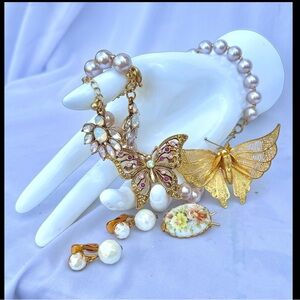 Vintage Pearl Necklace & Butterfly Brooch Set | 5 Piece Lot